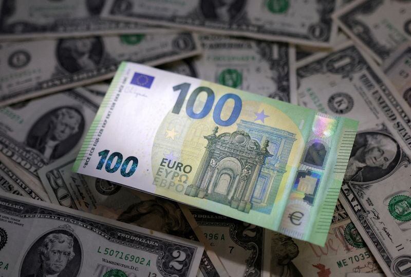 El euro es la moneda de la Unión Europea y su símbolo es €. (Jesús Avilés/Infobae)