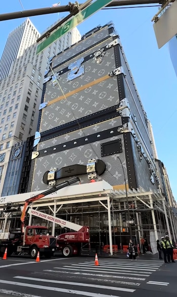 LVMH evalúa la adquisición de