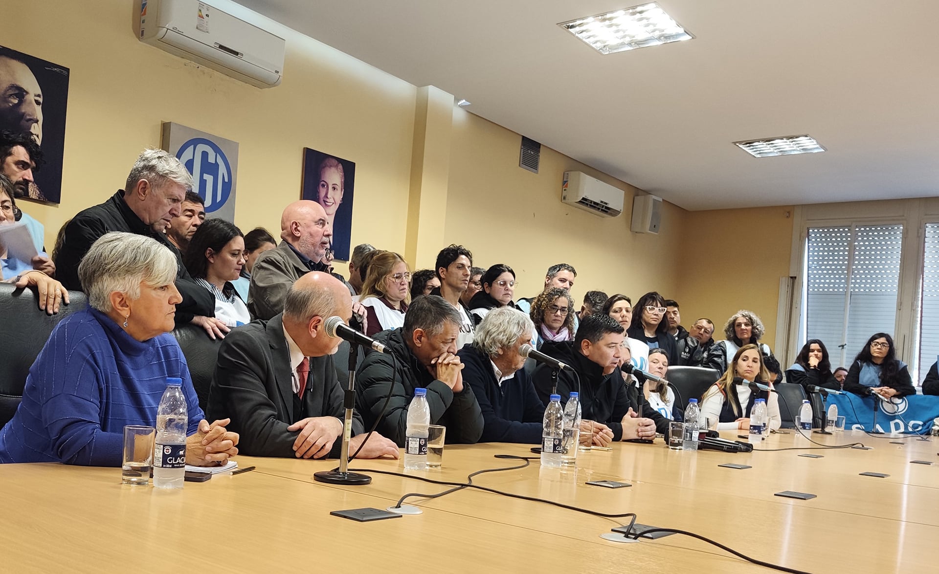 Los sindicatos docentes de la CGT anunciaron un plan de lucha que no incluye paros