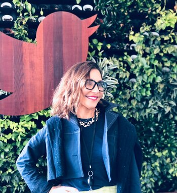Linda Yaccarino asumió su cargo como nueva CEO de Twitter. (Twitter/@benarroch_joe)