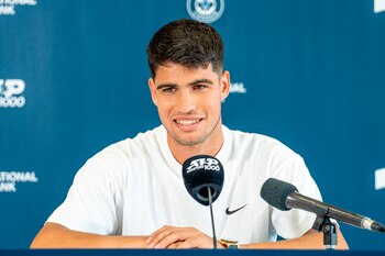 Carlos Alcaraz en rueda de