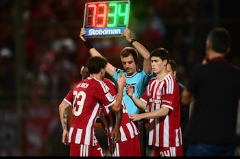 Armando González busca debutar ahora en la Copa (Olympiacos FC)