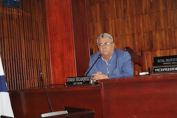 El exalcalde de La Chorrera, Tomás Velásquez, fue aprehendido en el marco de una investigación por presunto peculado vinculada al uso de fondos municipales destinados a un proyecto social. Tomada de Facebook