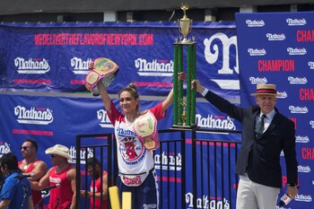 Miki Sudo reacciona al ganar