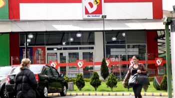 Tiendas D1 surpassed Almacenes Éxito