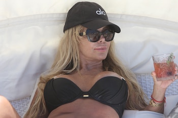 Graciela Alfano y un trago