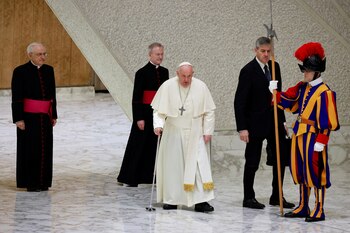 El papa Francisco arriba a