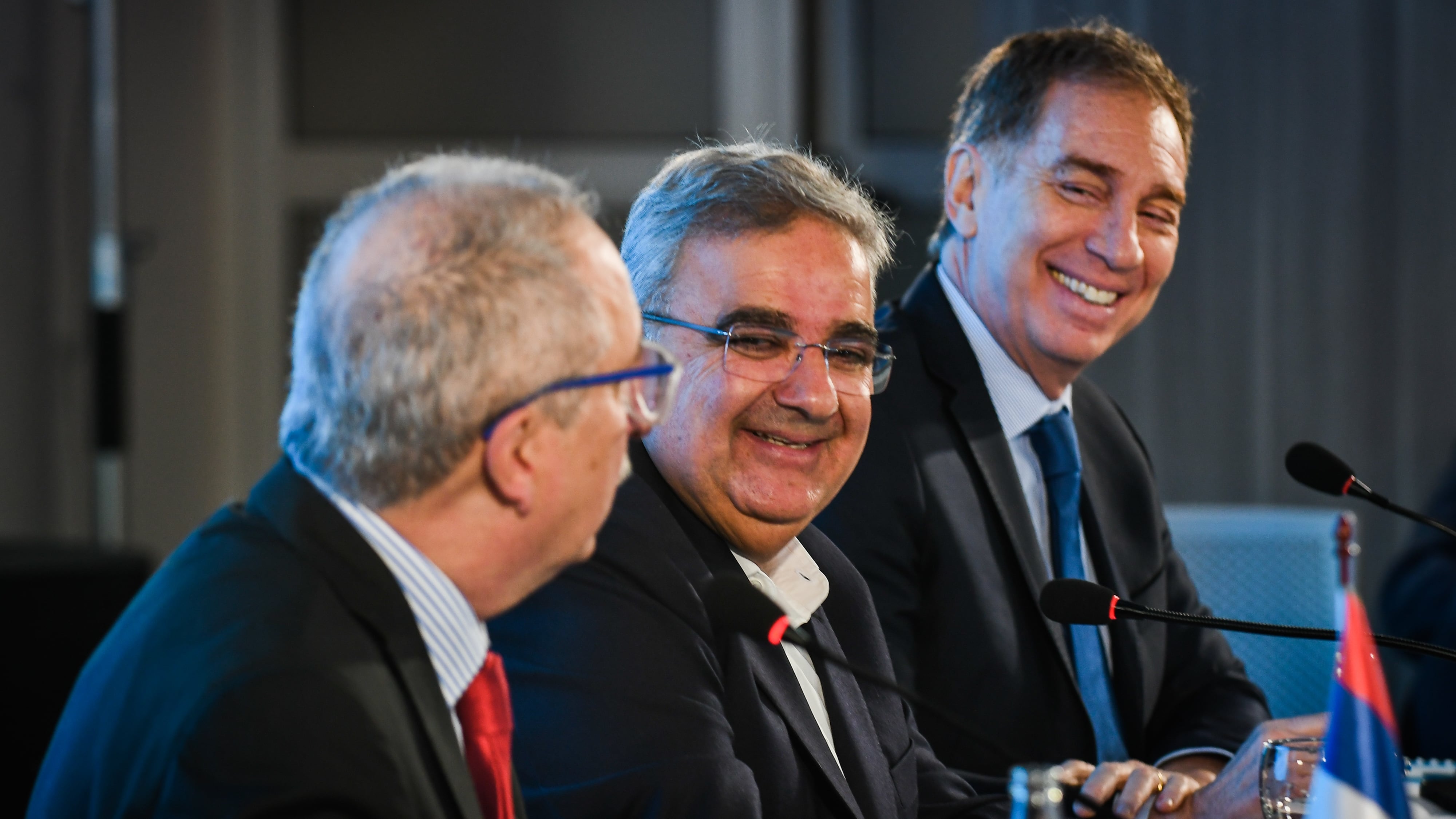 Santilli durante un encuentro con gobernadores del Norte Grande en la provincia de Misiones.