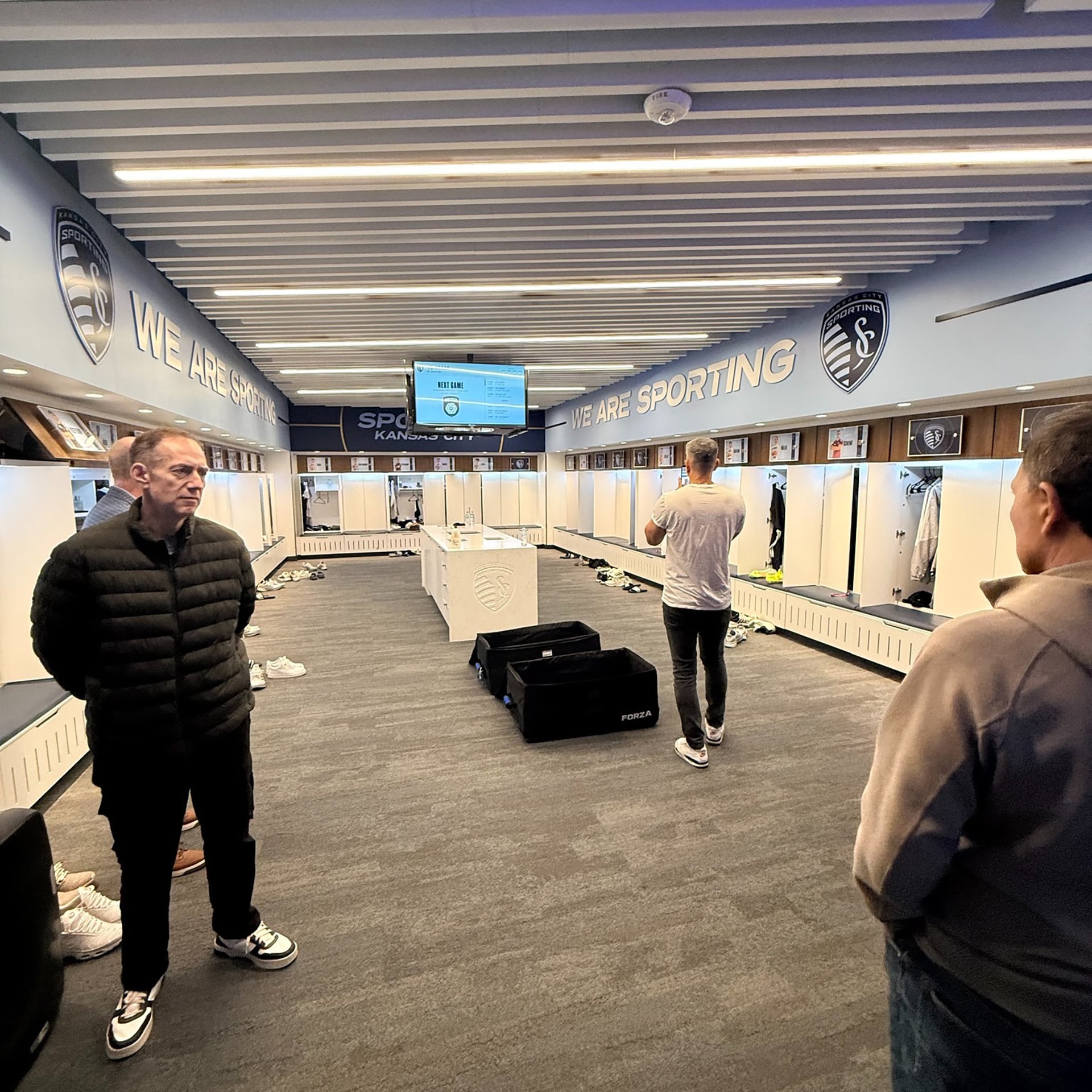 El moderno vestuario de Sporting Kansas City (@afaseleccion)