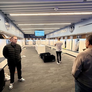 El moderno vestuario de Sporting