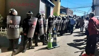 La policía hondureña durante una
