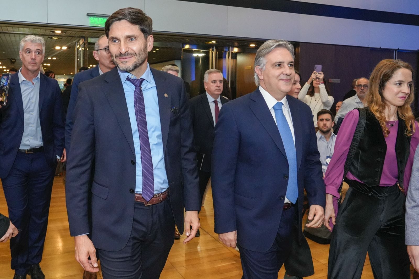 Llaryora y Pullaro endurecen su pelea con Milei por los fondos