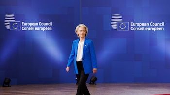 Von der Leyen pide que