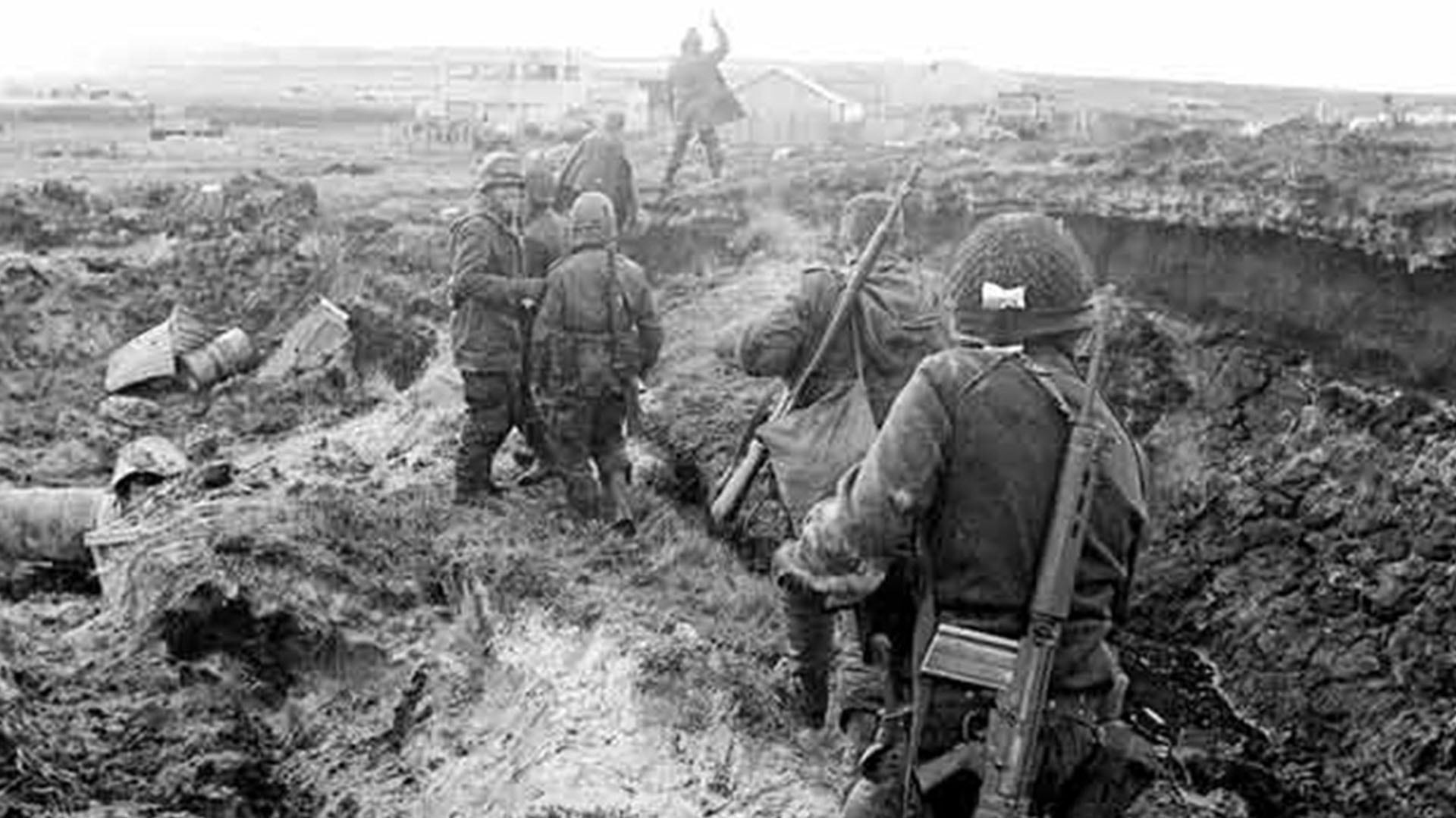 Una de las posiciones argentinas en Pradera del Ganso, escenario de intensos combates (Ejército Argentino)