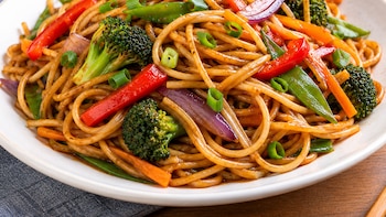 Receta de tallarín saltado con verduras