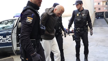 Baleares juzga a un hombre por matar a su pareja de 66 puñaladas delante de su hija: “En 16 años en la Policía no vi burrada semejante”