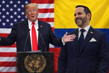 Composición de Donald Trump en un podio frente a la bandera de EE. UU. y De la Espriella sonriendo con la mano extendida, frente a la bandera de Colombia.