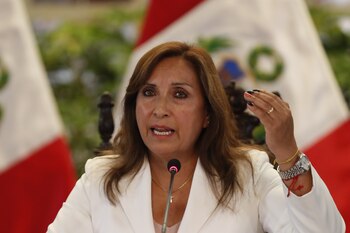 La presidenta del Perú, Dina