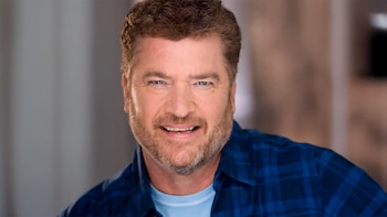 Murió Pat Finn, actor de