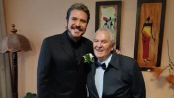 Foto Iván Sánchez junto a