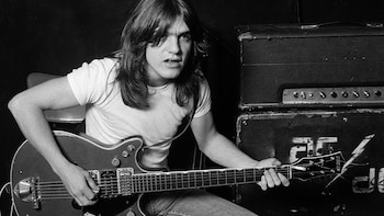Malcolm Young y el recuerdo del riff de AC/DC que no lo dejaba dormir: “¿Puedo grabarlo? Me está volviendo loco”