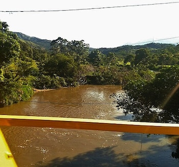 Río Porce, límite entre Santa