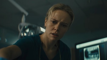 Lin Shaye regresa en ‘La Noche Del Demonio: Están Entre Nosotros’ con estreno para agosto