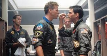 Val Kilmer como Iceman y