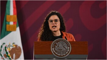 Luisa María Alcalde respondió oficialmente