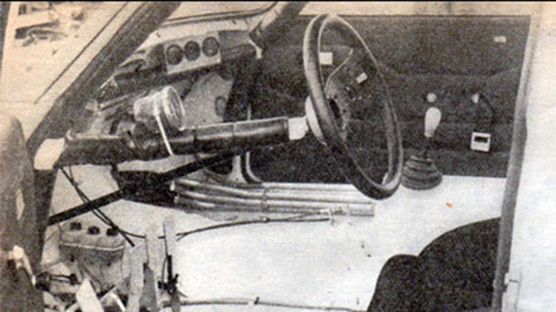 Una de las innovaciones hechas en el VW 1500 preparado por Canapino: la butaca ubicada más atrás, algo que fue tomado por el resto de la categoría años más tarde (Crédito: archivo revista CORSA)