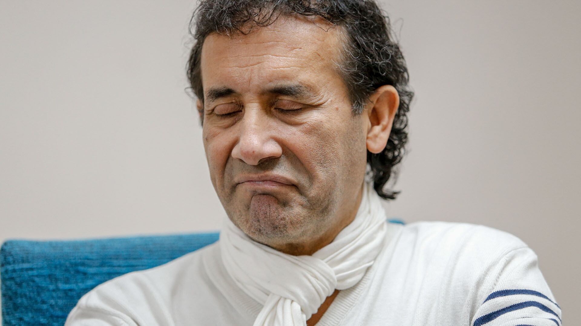 En la actualidad, el Pastor Giménez predica en el subsuelo de un viejo cine de Alamgro (Nicolás Aboaf)