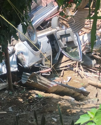 Así quedó la camioneta que