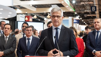 El secretario de Estado de Vivienda deja temporalmente el cargo debido a un cáncer