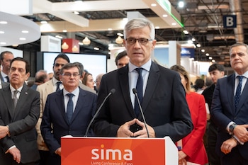 El secretario de Estado de Vivienda y Agenda Urbana, David Lucas, durante la inauguración del Salón Internacional Inmobiliario de Madrid 2026.