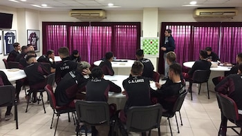 El psicólogo Marcelo Roffé busca,