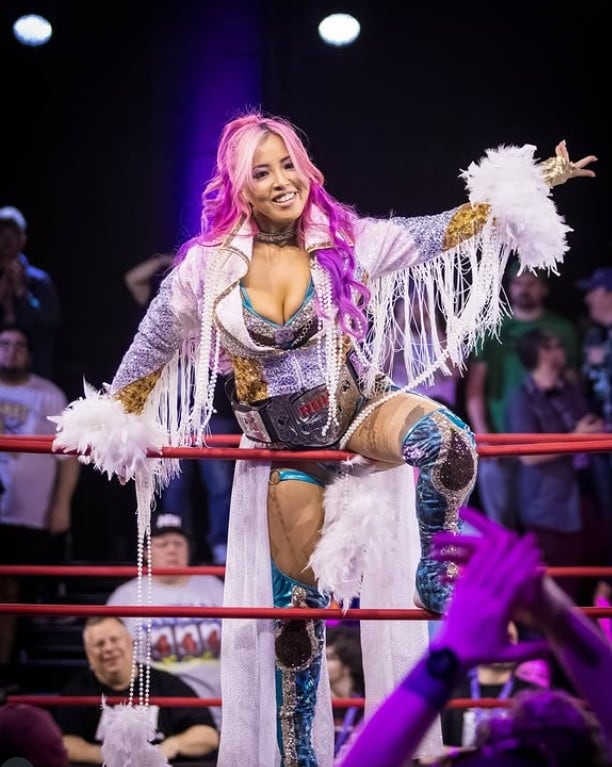 Mina Shirakawa afirmó que la lucha libre femenina japonesa es la mejor del mundo (Instagram / mina_shirakawa)