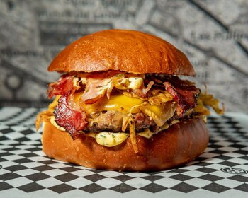 Paris Burger, propone una hamburguesa