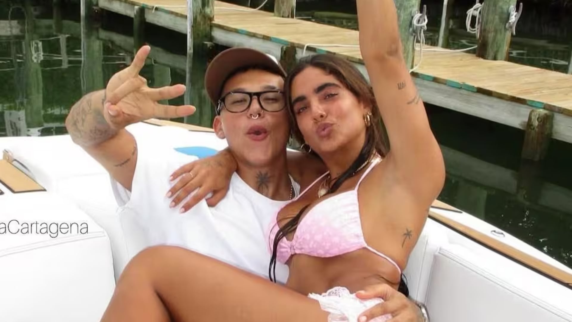 Usuarios reutilizaron fragmentos de canciones de Beéle, como