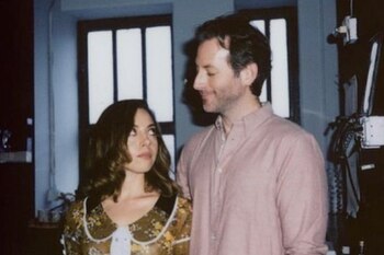 Aubrey Plaza y Jef Baena