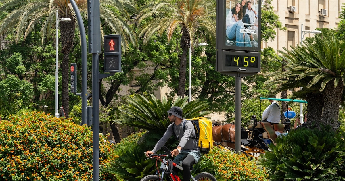 “Repartir crema y gafas de sol no es suficiente”: los ‘riders’ exigen medidas reales ante las olas de calor