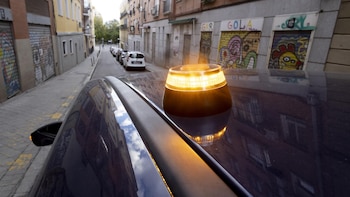 Las balizas V16 homologadas obligatorias