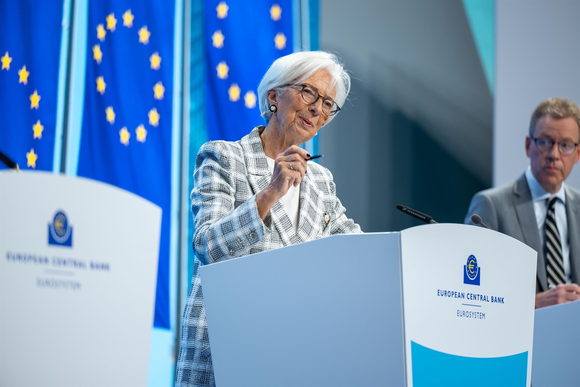 Lagarde atribuye su marcha del BCE a la necesidad de defender sus ideas: "No creo poder permanecer neutral"