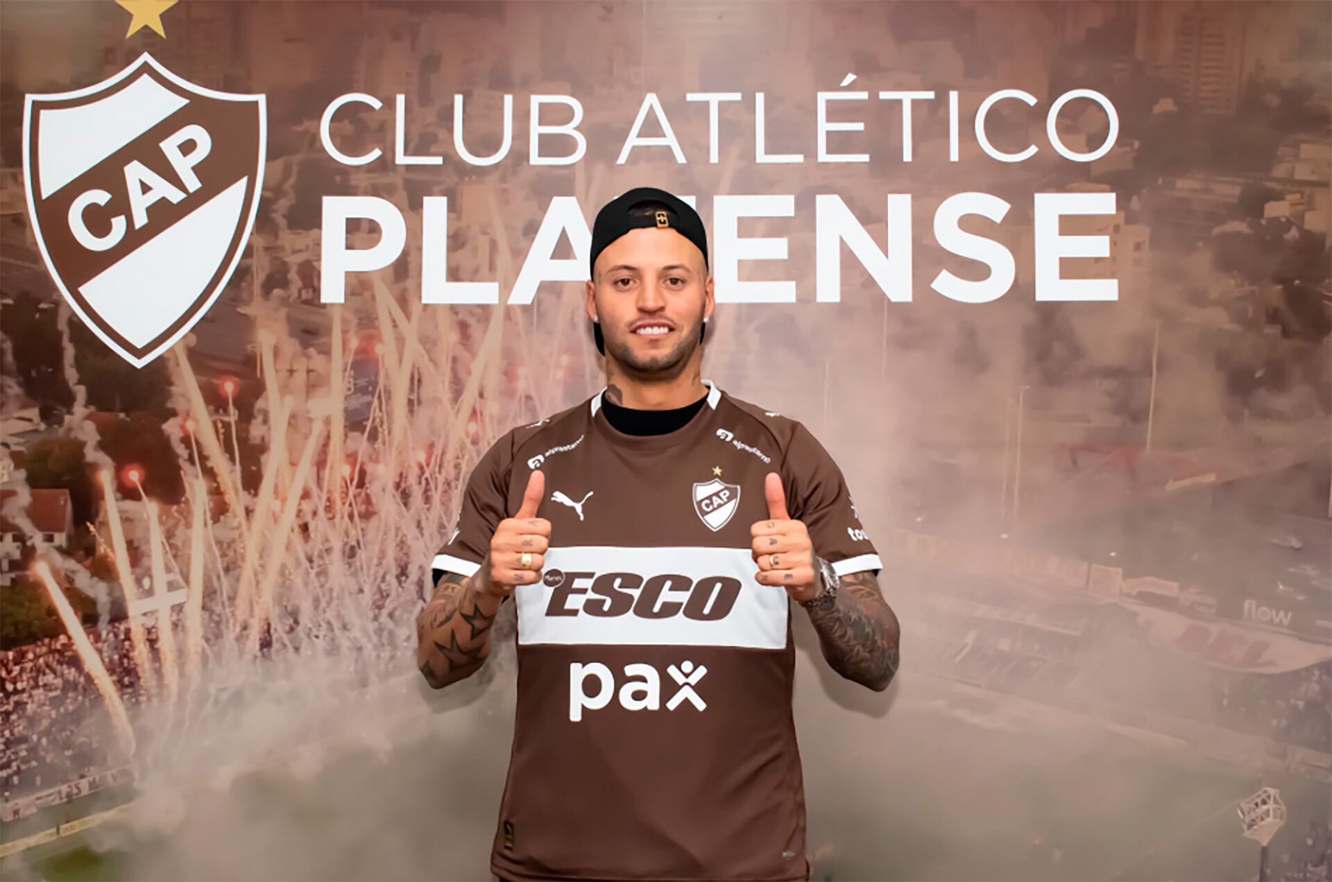 El delantero uruguayo Nicolás Diente López llegó a Platense: el futbolista de 32 años quedó libre de Nacional y firmó hasta diciembre del 2027