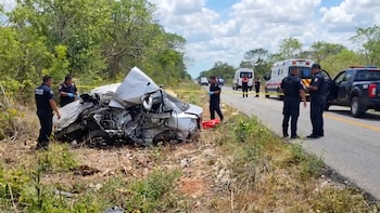 Suspenden clases en kínder de Celestún tras accidente donde murieron maestras y una niña en Yucatán