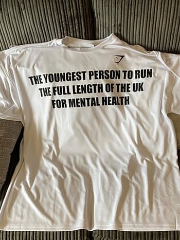 Marcus Skeet recibió una remera