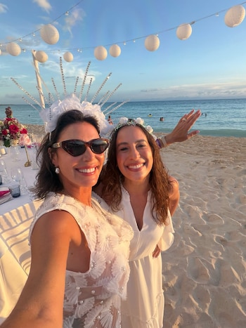 Celina Rucci celebró sus 50 años con una fiesta frente al mar en el Caribe