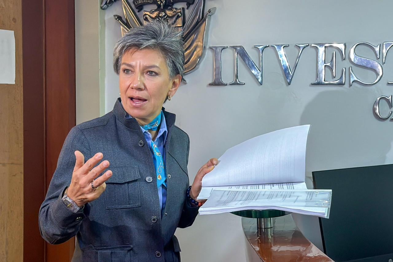 Claudia López contó que le expresó al exmandatario que los cuestionamientos por esas situaciones no podían equipararse a una traición política - crédito Prensa Claudia López