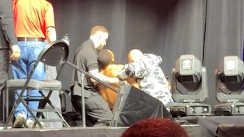 El peleador llevó tranquilidad con