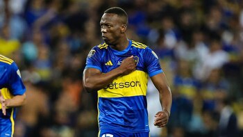 Luis Advíncula fue elegido por