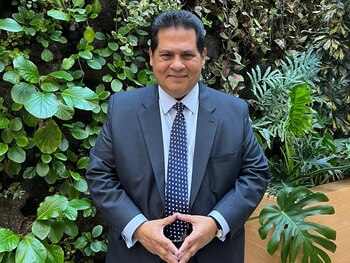 Henry Amorocho, profesor de Hacienda